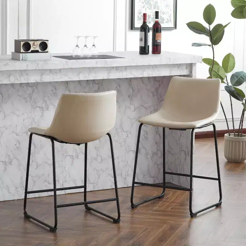 Tabourets de comptoir modernes de 24 pouces en similicuir et acier (lot de 2)