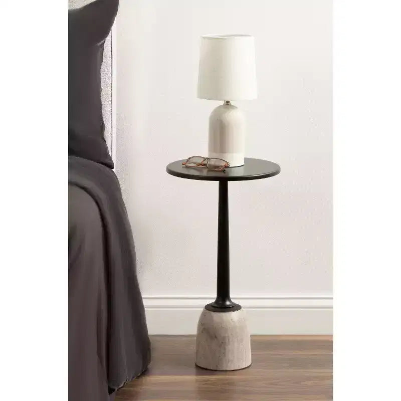 Table d'appoint ronde en métal et marbre